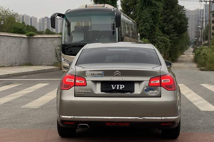 Used Citroen C5 2013 2.0L Automatic Luxury Model Exterior 4