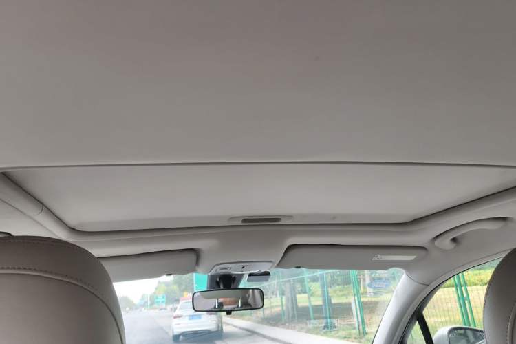 Used Citroen C5 2013 2.0L Automatic Luxury Model Headliner