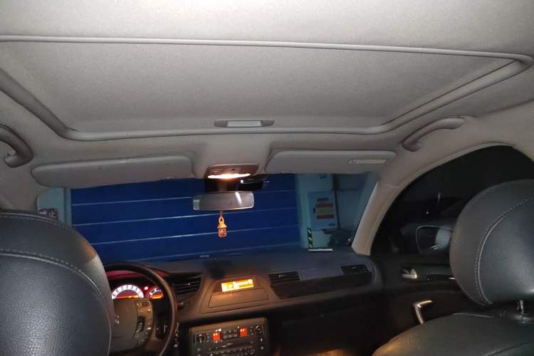 Used Citroen C5 2013 2.0L Automatic Luxury Model Headliner