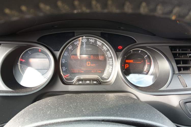 Used Citroen C5 2013 2.0L Automatic Luxury Model Instrument Cluster