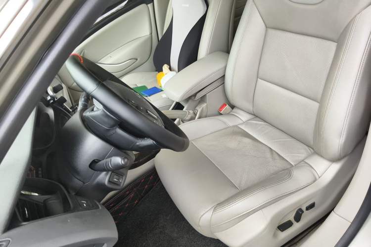 Used Citroen C5 2013 2.0L Automatic Luxury Model Left Front Seat