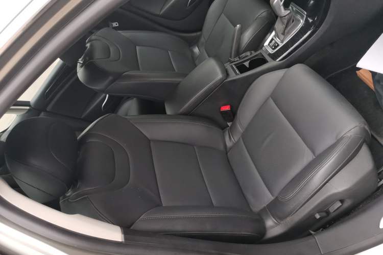 Used Citroen C5 2013 2.0L Automatic Luxury Model Right Front Seat
