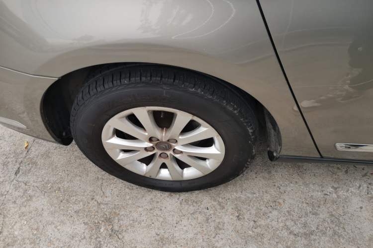 Used Citroen C5 2013 2.0L Automatic Luxury Model Right Rear Wheel Hub
