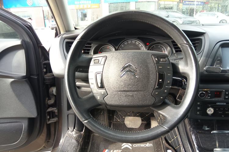 Used Citroen C5 2013 2.0L Automatic Luxury Model Steering Wheel