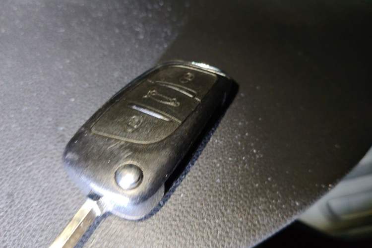 Used Citroen C5 2013 2.0L Automatic Luxury Model Vehicle Key