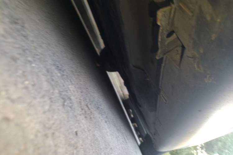 Used Citroen C5 2013 2.0L Automatic Luxury Model Chassis Front Left