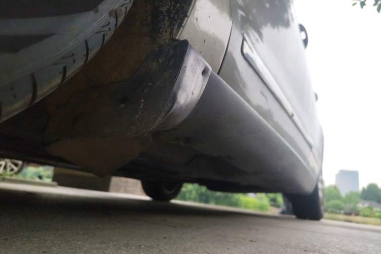 Used Citroen C5 2013 2.3L Automatic Zunyu Model Chassis Front Left