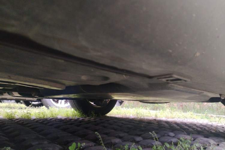 Used Citroen C5 2013 2.0L Automatic Luxury Model Chassis Rear Left