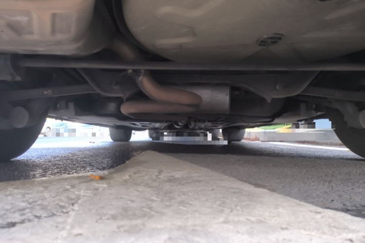 Used Citroen C5 2013 2.3L Automatic Zunyu Model Chassis Rear