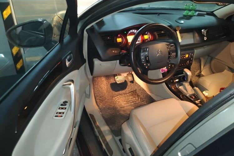 Used Citroen C5 2013 2.0L Automatic Luxury Model Driver Seat