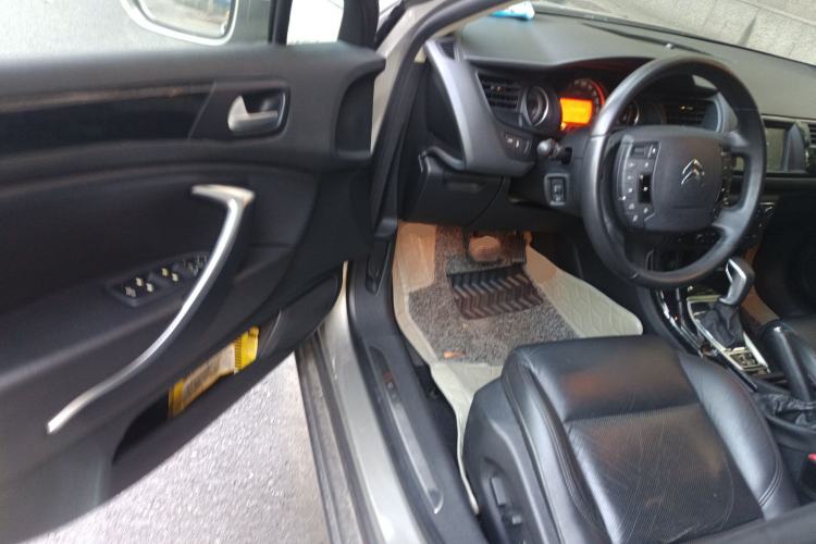 Used Citroen C5 2013 2.0L Automatic Luxury Model Driver Seat