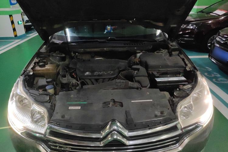 Used Citroen C5 2013 2.0L Automatic Luxury Model Engine Bay