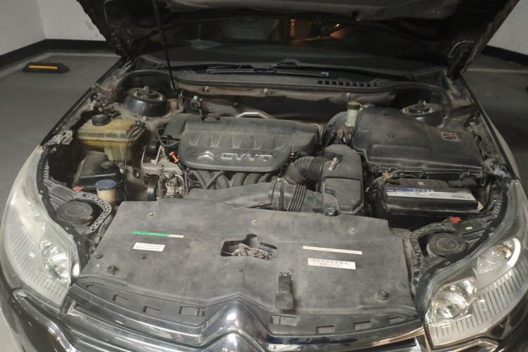 Used Citroen C5 2013 2.0L Automatic Luxury Model Engine Bay