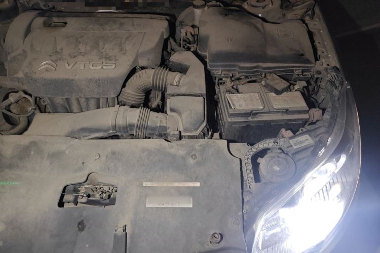 Used Citroen C5 2013 2.3L Automatic Enjoyment Model Engine Bay Left