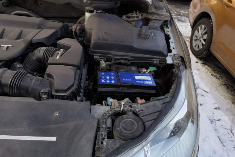 Used Citroen C5 2013 2.0L Automatic Luxury Model Engine Bay Left