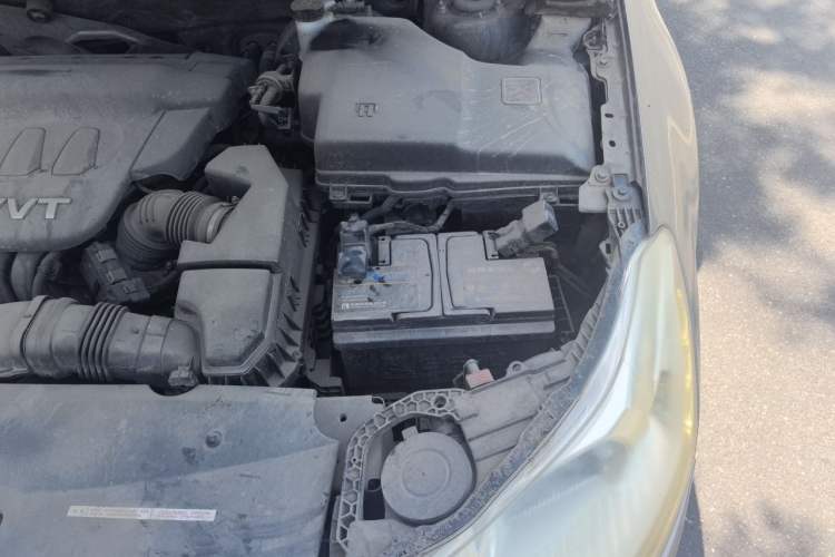 Used Citroen C5 2013 2.0L Automatic Luxury Model Engine Bay Left