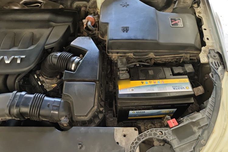 Used Citroen C5 2013 2.0L Automatic Luxury Model Engine Bay Left