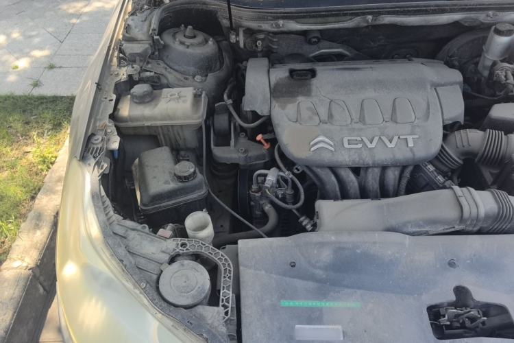 Used Citroen C5 2013 2.0L Automatic Luxury Model Engine Bay Right