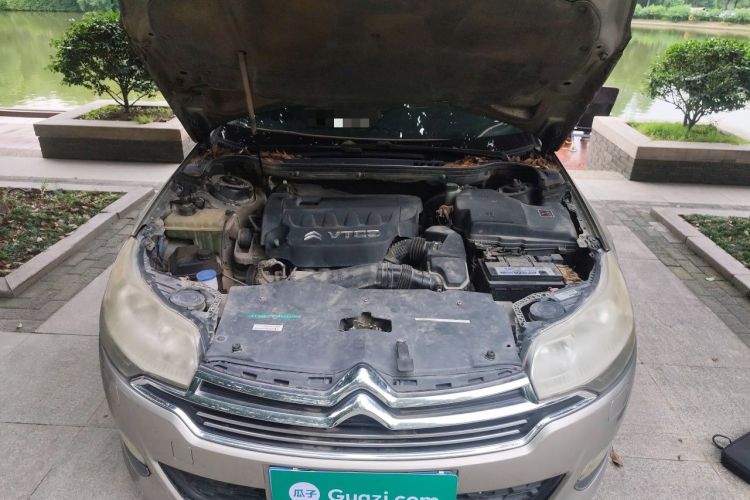 Used Citroen C5 2013 2.3L Automatic Zunyu Model Engine Bay
