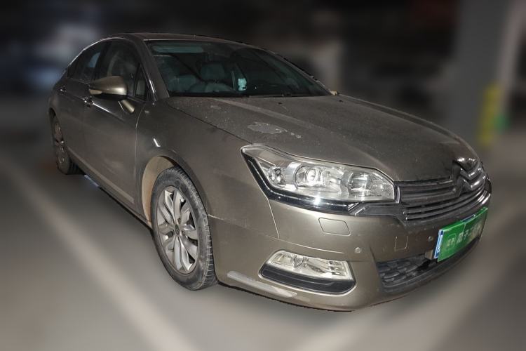 Used Citroen C5 2013 2.3L Automatic Enjoyment Model Front Right 45 Deg