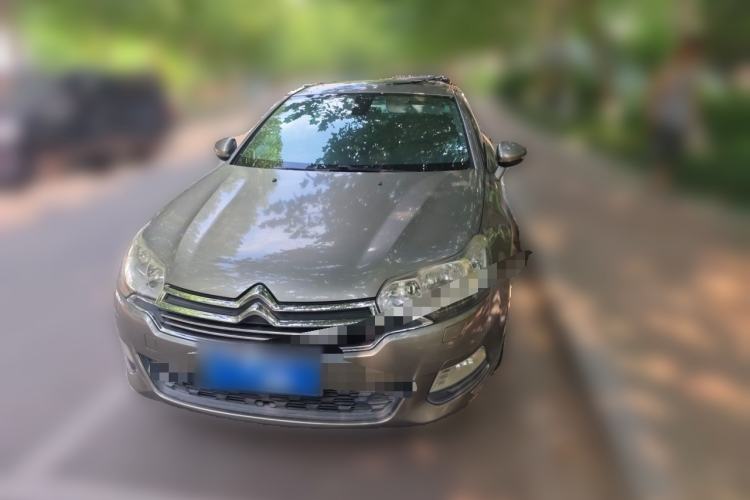 Used Citroen C5 2013 2.0L Automatic Yue Shang Edition Front Right 45 Deg