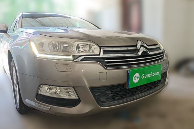 Used Citroen C5 2013 2.0L Automatic Luxury Model Front Right 45 Deg