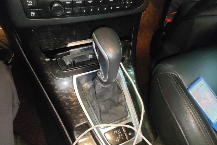 Used Citroen C5 2013 2.0L Automatic Luxury Model Gear Lever