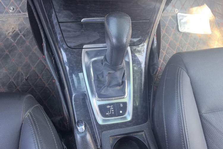 Used Citroen C5 2013 2.0L Automatic Luxury Model Gear Lever