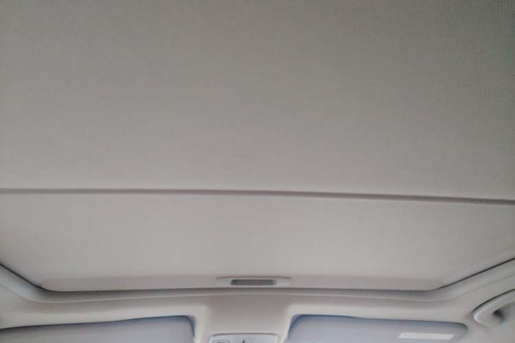 Used Citroen C5 2013 2.0L Automatic Luxury Model Headliner