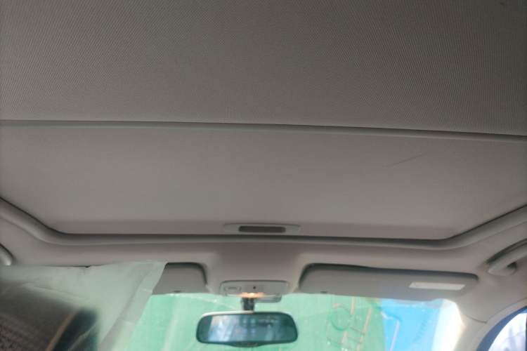 Used Citroen C5 2013 2.0L Manual Comfort Version Headliner