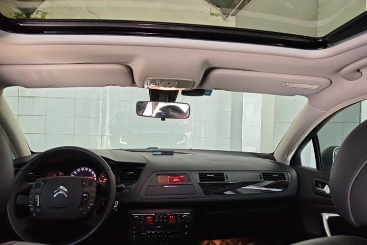 Used Citroen C5 2013 2.0L Automatic Luxury Model Headliner