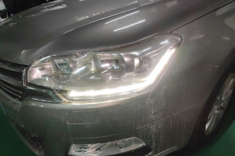Used Citroen C5 2013 2.0L Automatic Luxury Model Left Front Headlight
