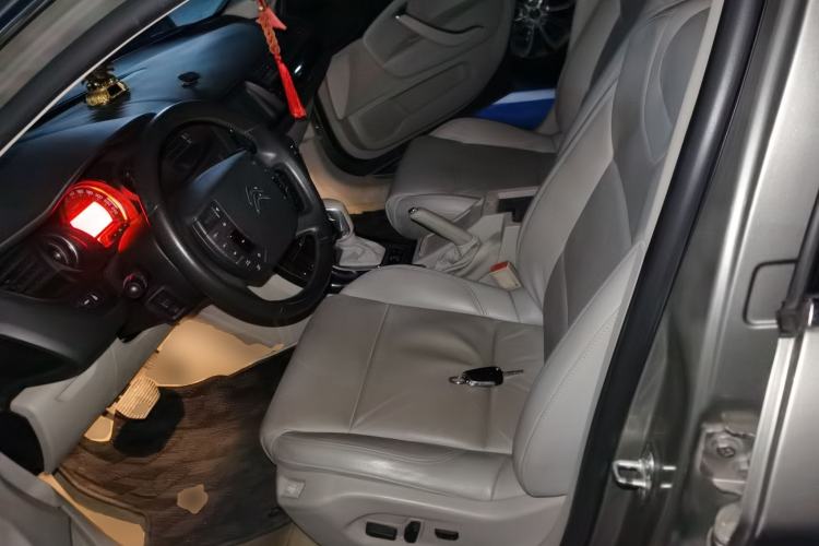 Used Citroen C5 2013 2.3L Automatic Zunyu Model Left Front Seat