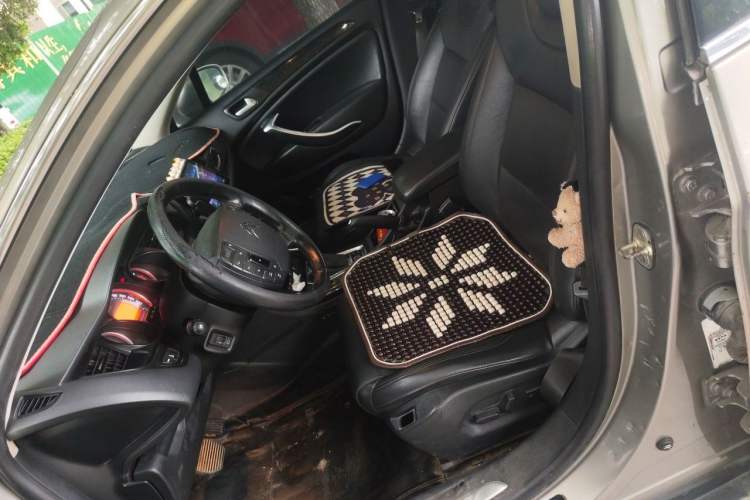 Used Citroen C5 2013 2.3L Automatic Zunyu Model Left Front Seat