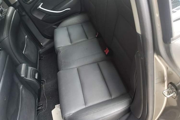 Used Citroen C5 2013 2.0L Automatic Luxury Model Left Rear Seat