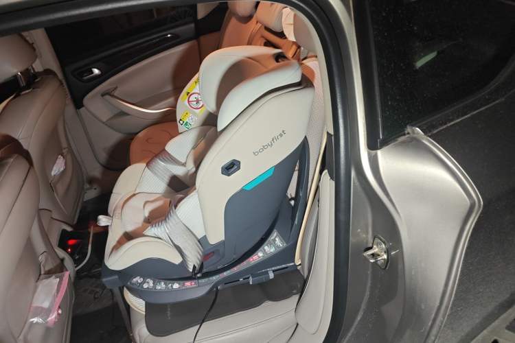 Used Citroen C5 2013 2.3L Automatic Enjoyment Model Left Rear Seat