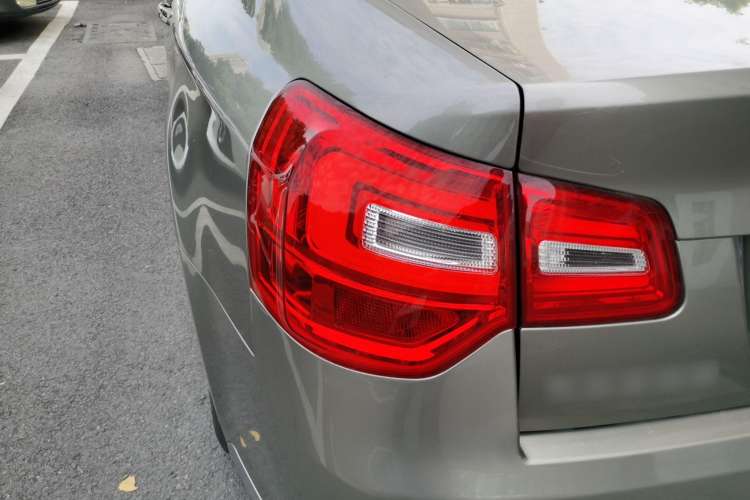 Used Citroen C5 2013 2.0L Automatic Luxury Model Left Rear Taillight