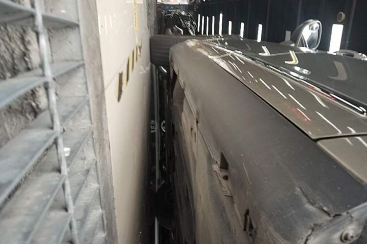 Used Citroen C5 2013 2.0L Automatic Luxury Model Left Side Sill