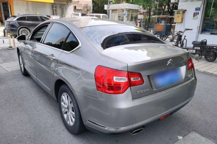 Used Citroen C5 2013 2.0L Automatic Luxury Model Rear Left 45 Deg