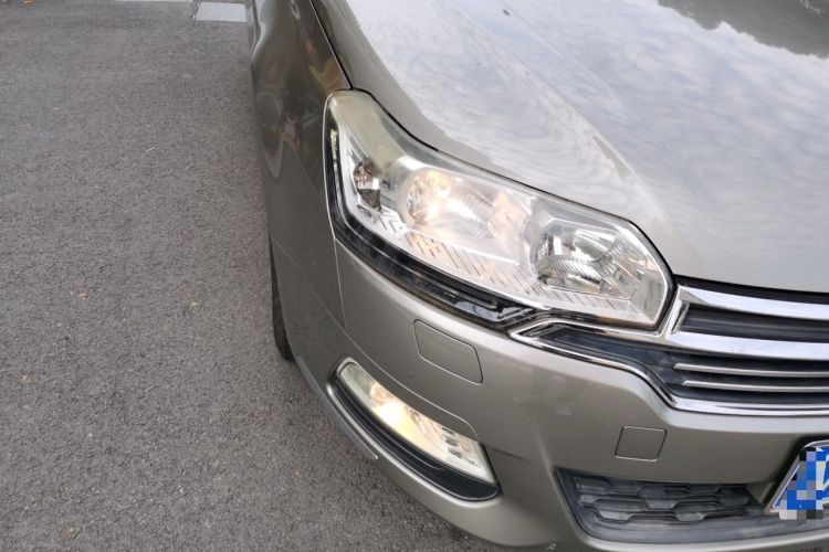 Used Citroen C5 2013 2.0L Automatic Luxury Model Right Front Headlight