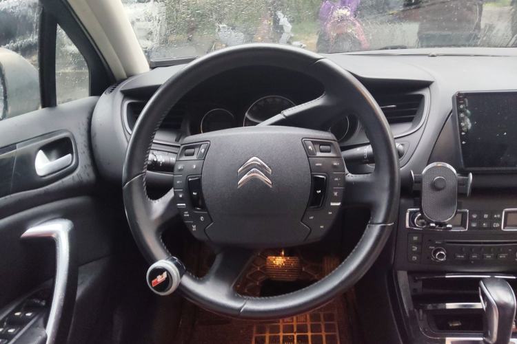 Used Citroen C5 2013 2.0L Automatic Luxury Model Steering Wheel