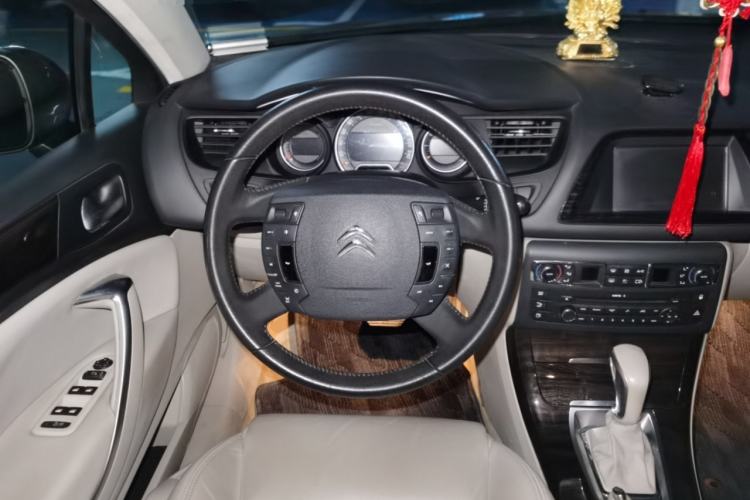 Used Citroen C5 2013 2.3L Automatic Zunyu Model Steering Wheel