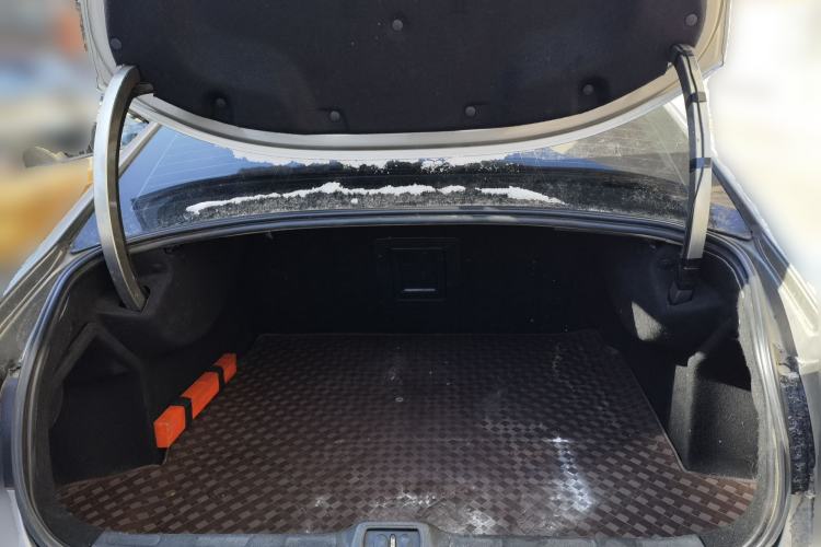 Used Citroen C5 2013 2.0L Automatic Luxury Model Trunk