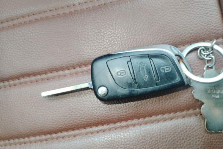 Used Citroen C5 2013 2.0L Automatic Luxury Model Vehicle Key