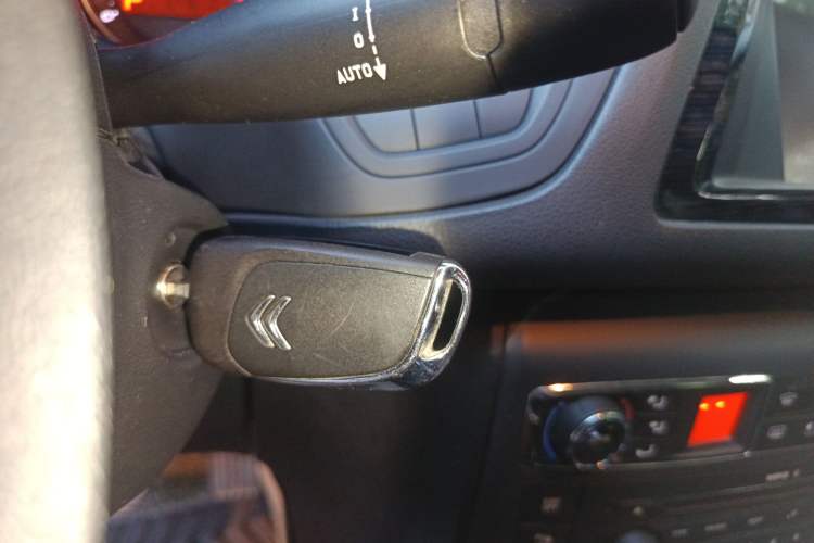 Used Citroen C5 2013 2.0L Automatic Luxury Model Vehicle Key