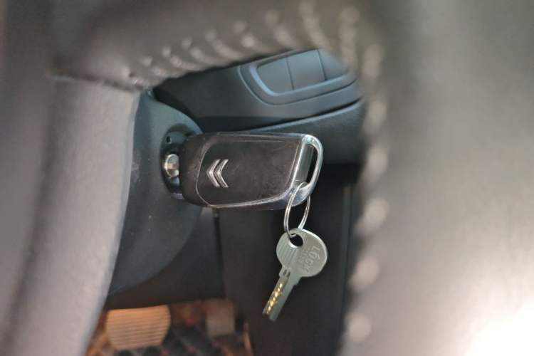 Used Citroen C5 2013 2.0L Automatic Yue Shang Edition Vehicle Key