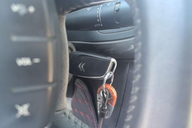 Used Citroen C5 2013 2.0L Automatic Luxury Model Vehicle Key