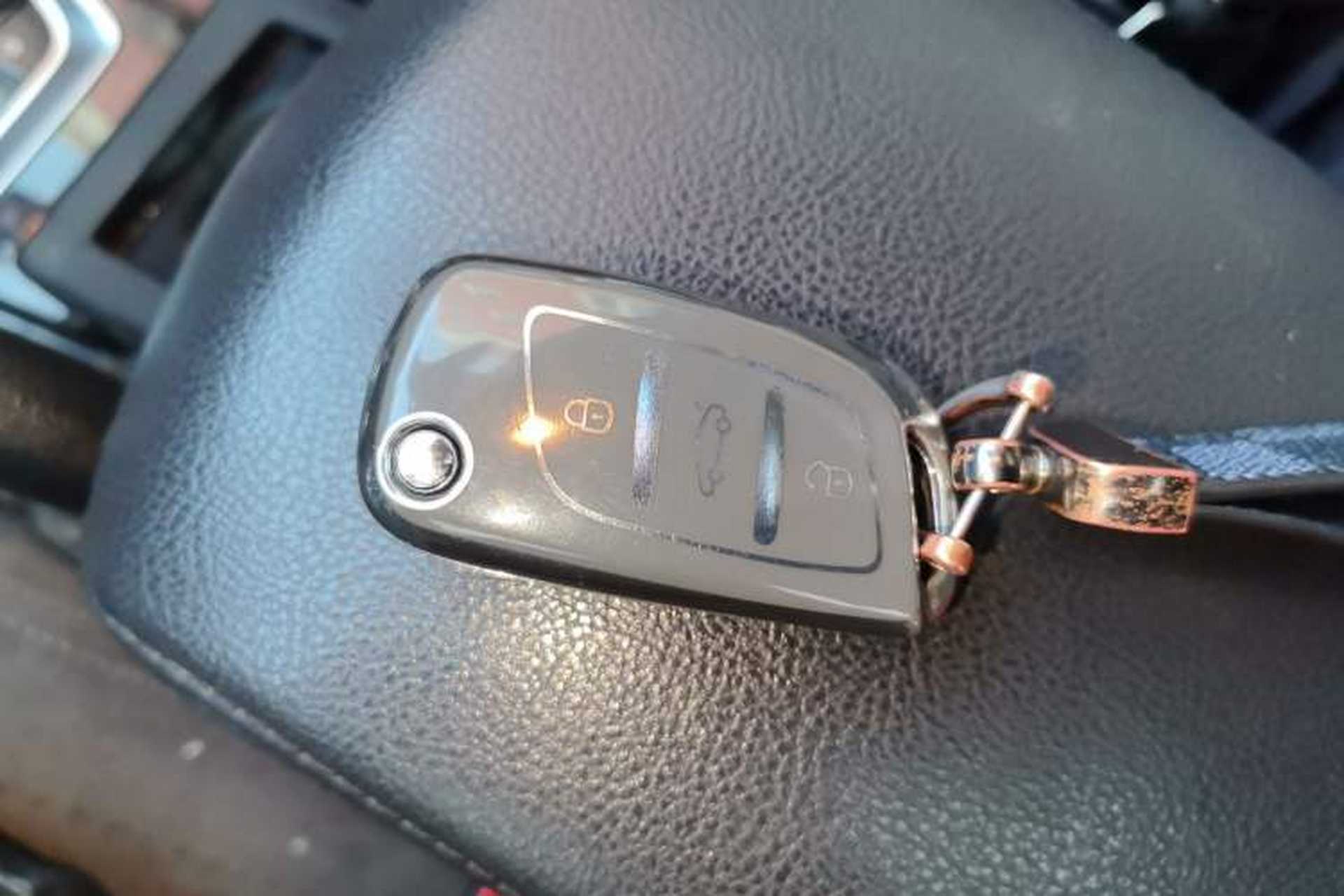 Used Citroen C5 2013 2.0L Automatic Luxury Model Vehicle Key