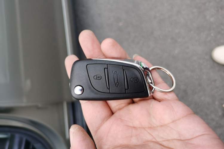 Used Citroen C5 2013 2.0L Automatic Luxury Model Vehicle Key
