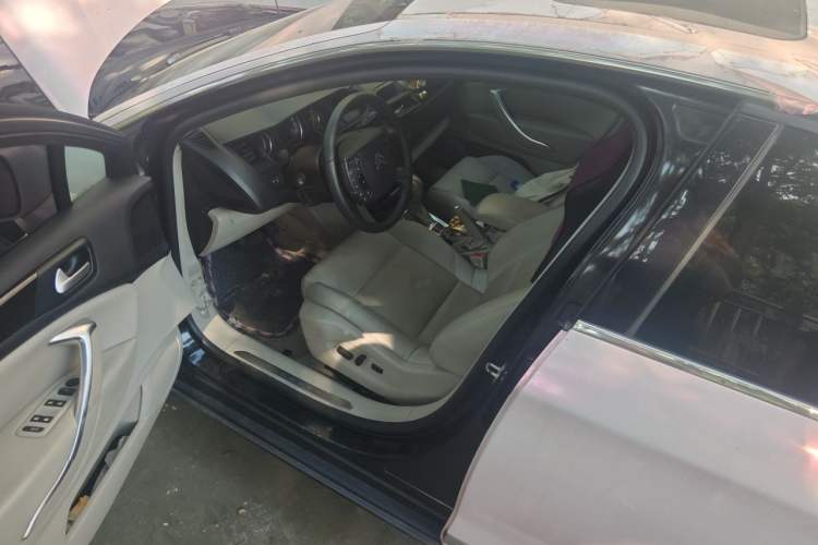 Used Citroen C5 2013 2.0L Automatic Luxury Model Driver Seat